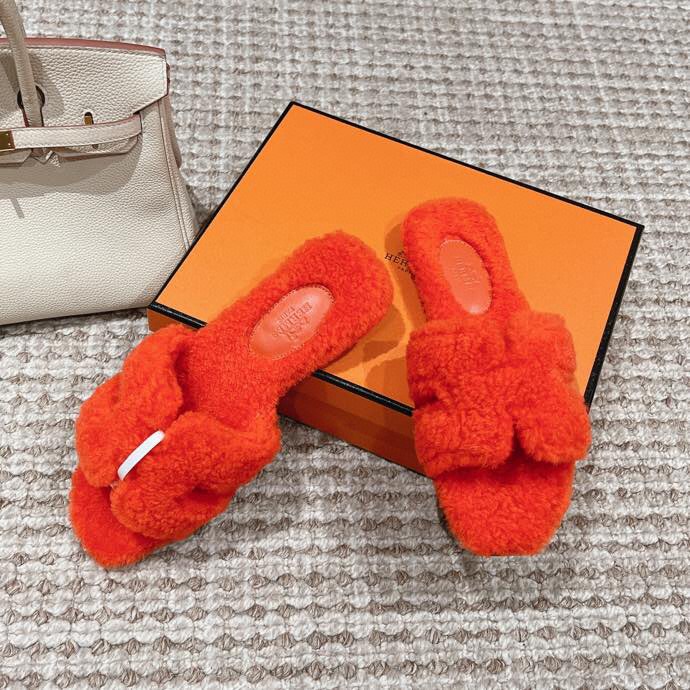 Hermes Slippers